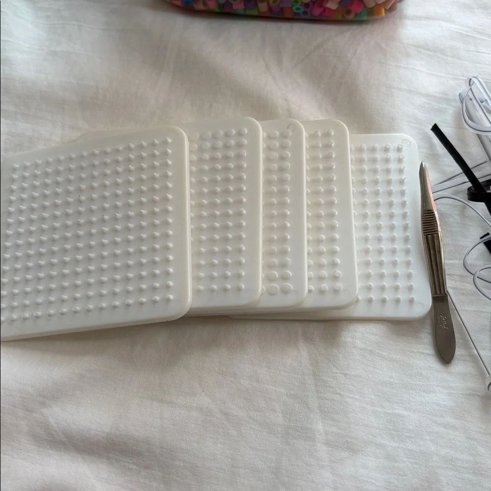 Perler Beads Go, Girl! Activity Craft Kit. Y2K